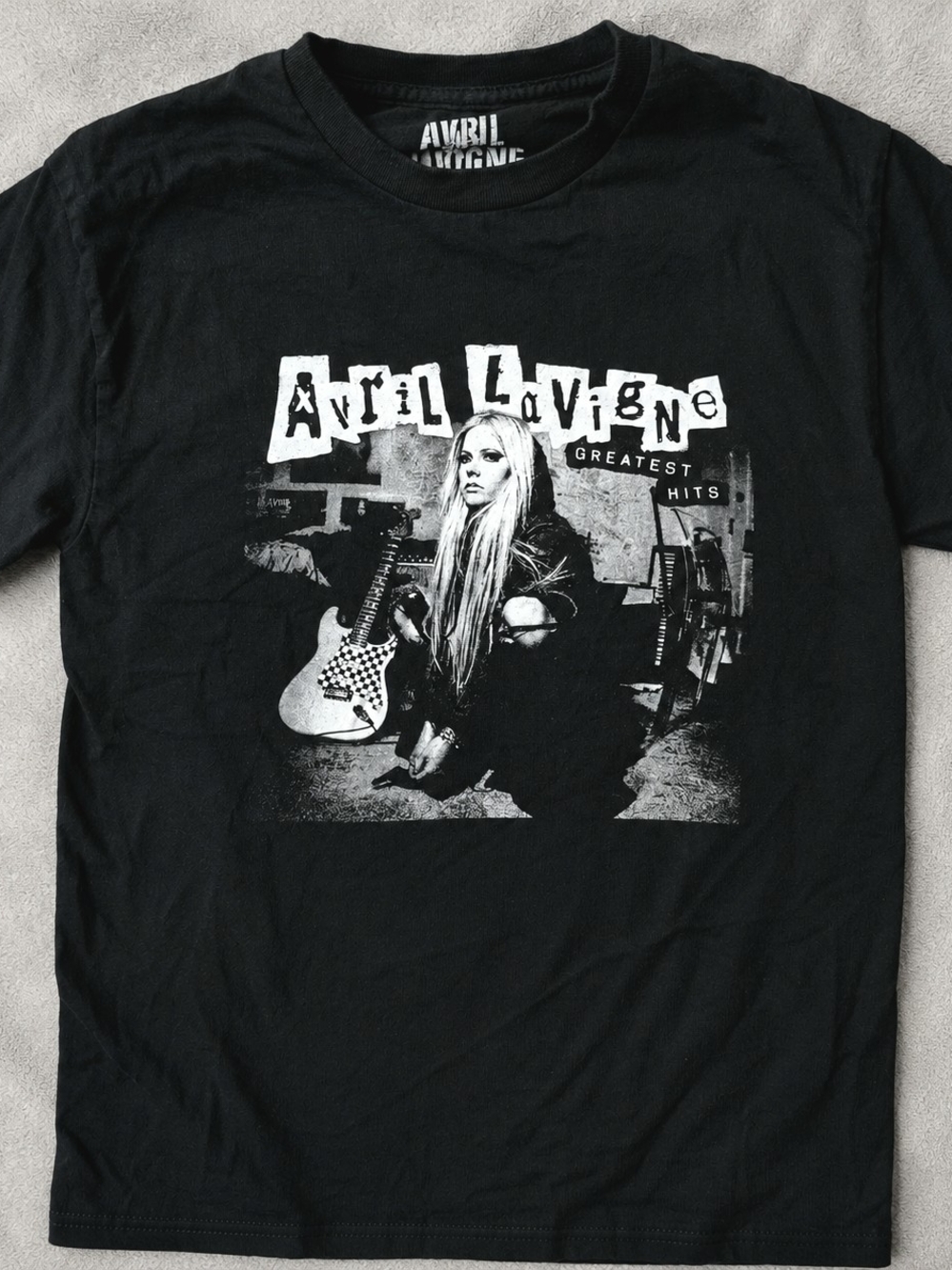 Official Avril Lavigne Greatest Hits Tour 2024 Graphic Band Tee Black Small